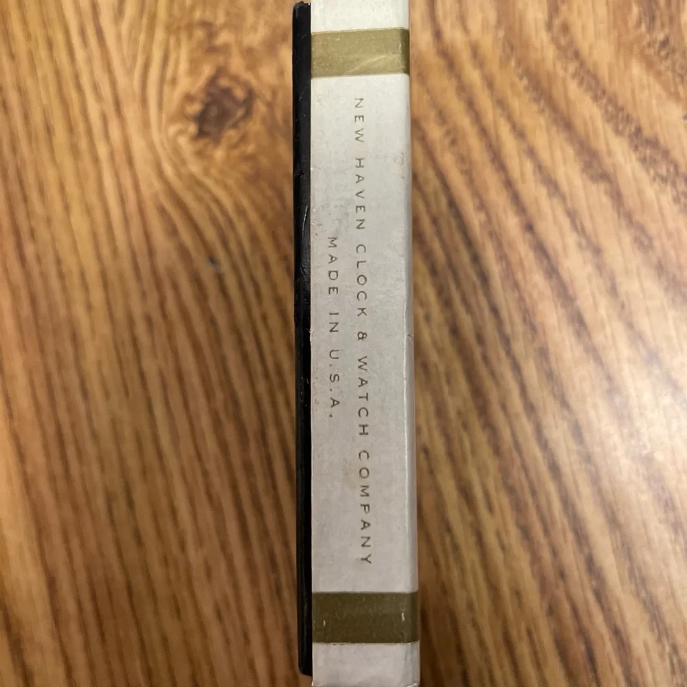 Gold Pedometer - Picture 6 of 6